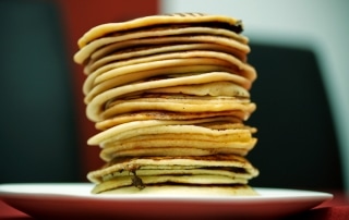 Mini-Pancakes mit Ahornsirup