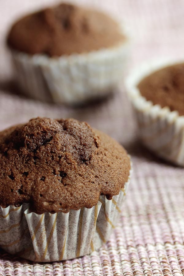 Schokoladenmuffins mit Puddingfüllung