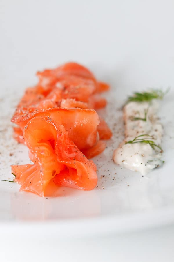 Graved Lachs mit Meerrettich-Remoulade