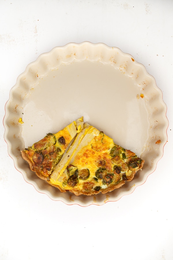 Schwarzwurzel-Quiche mit Rosenkohl