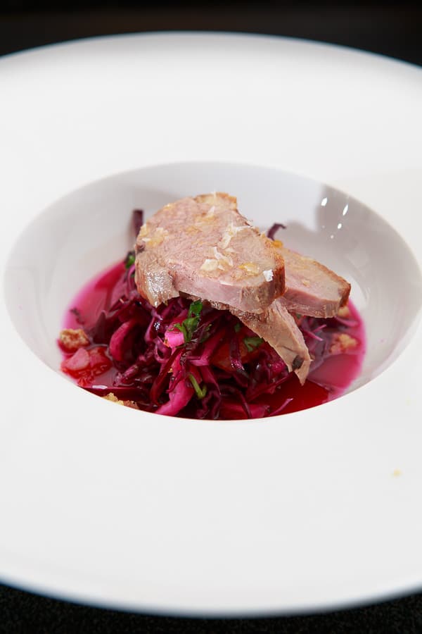 Glasierte Entenbrust auf Zitrus-Rotkraut-Fenchel-Salat